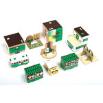 D.I.Y.-Papp-Stadt ›paper town‹ grün